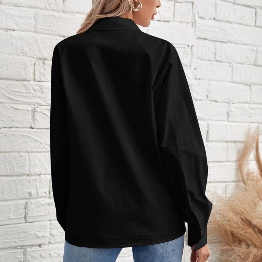 Oversized white buttonup shirt minimalist business - Picture 8 of 12